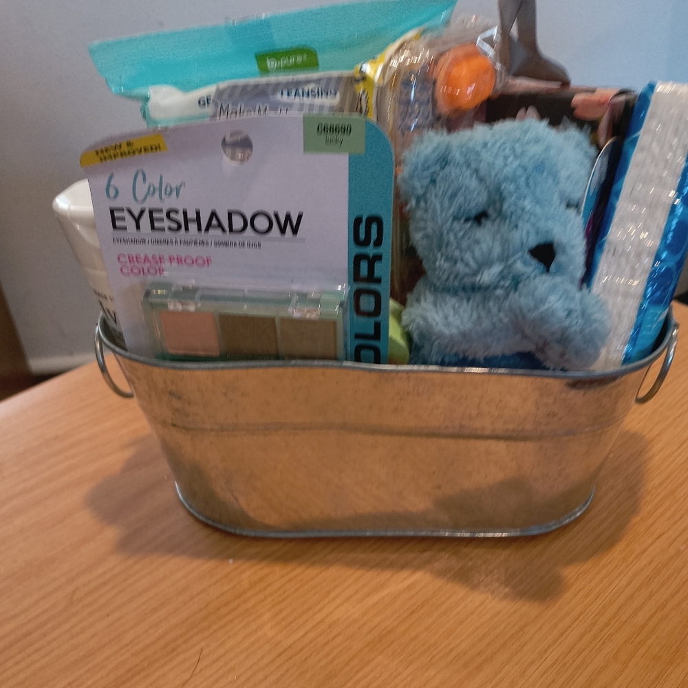 Basket - Picture 2 of 2